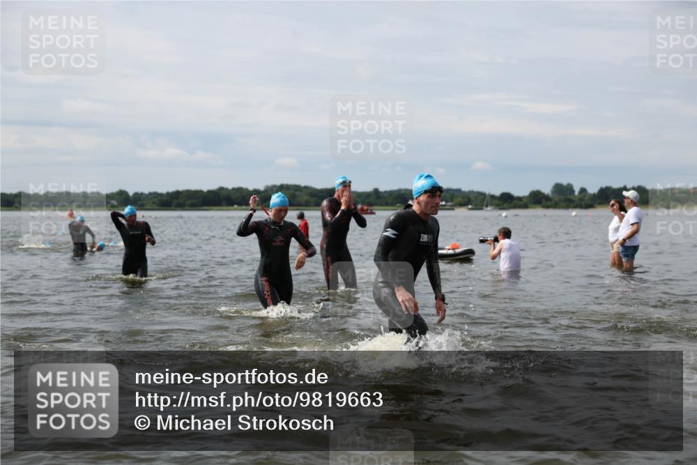 21.06.2026 - Viking Triathlon Michael Strokosch http://msf.ph/oto/9819663 21.06.2026 10:46:56 Schwimmen 168, 173, 217, 282, 313, 321, 346, 358, 458, 670 meine-sportfotos.de