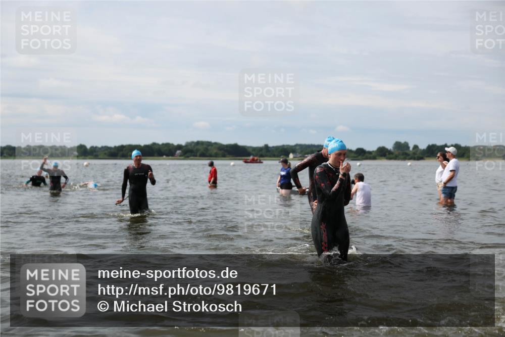 21.06.2026 - Viking Triathlon Michael Strokosch http://msf.ph/oto/9819671 21.06.2026 10:46:58 Schwimmen 155, 168, 173, 282, 313, 321, 346, 458 meine-sportfotos.de