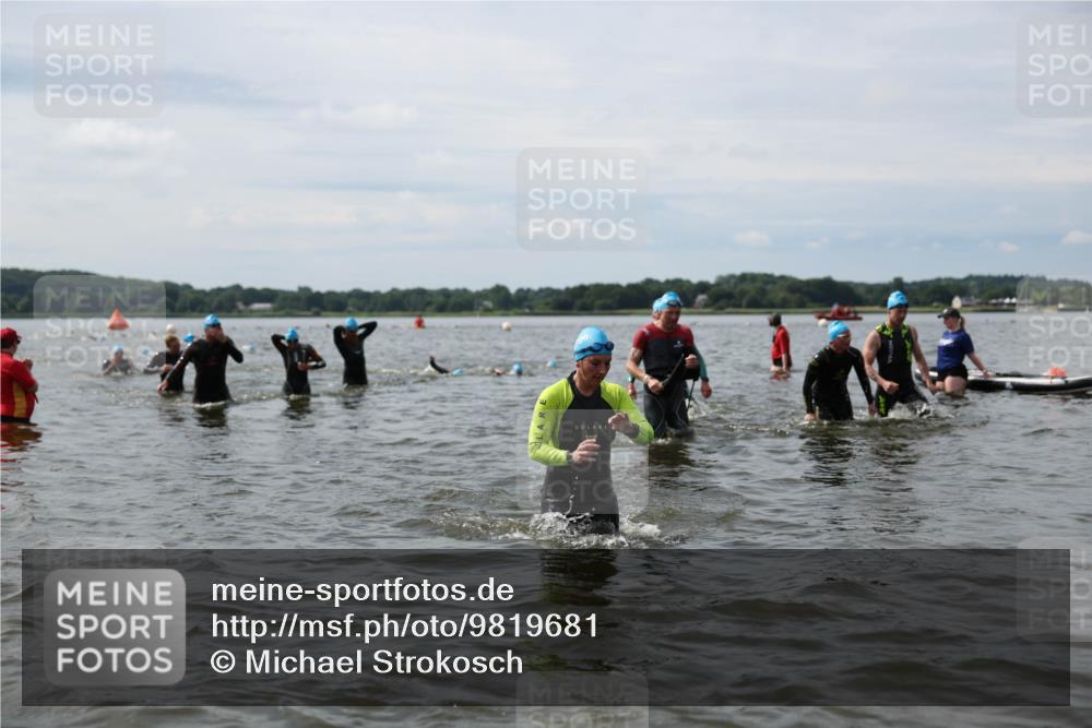 21.06.2026 - Viking Triathlon Michael Strokosch http://msf.ph/oto/9819681 21.06.2026 10:47:10 Schwimmen 116, 123, 155, 183, 212, 317, 321, 346, 352, 353, 458 meine-sportfotos.de