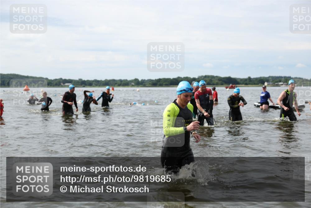 21.06.2026 - Viking Triathlon Michael Strokosch http://msf.ph/oto/9819685 21.06.2026 10:47:12 Schwimmen 116, 123, 155, 183, 212, 317, 321, 352, 353, 458, 469 meine-sportfotos.de
