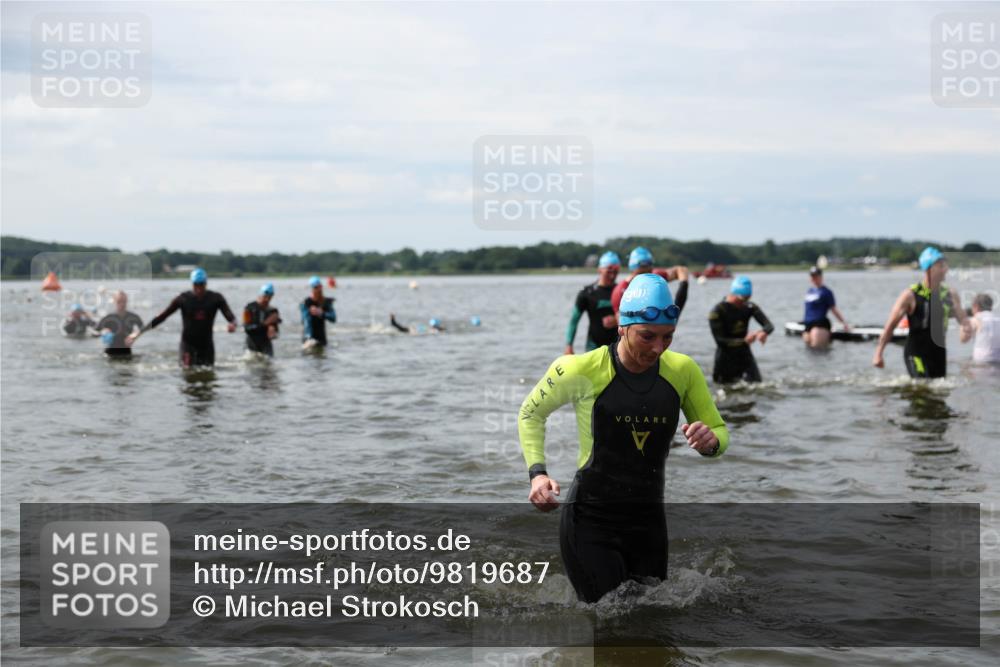 21.06.2026 - Viking Triathlon Michael Strokosch http://msf.ph/oto/9819687 21.06.2026 10:47:12 Schwimmen 116, 123, 155, 183, 212, 317, 321, 352, 353, 458, 469 meine-sportfotos.de