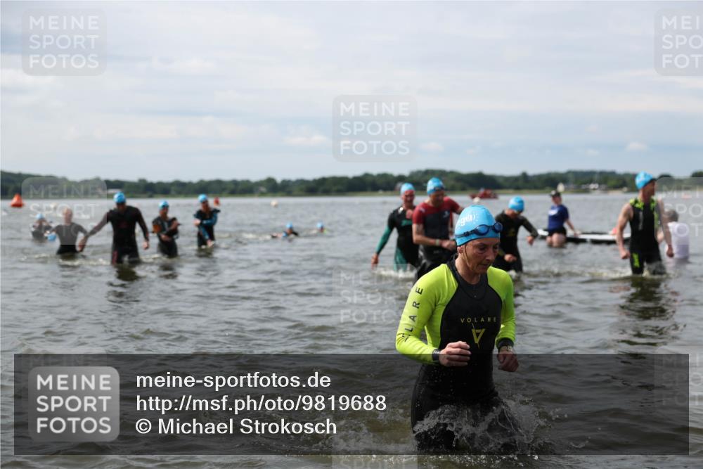21.06.2026 - Viking Triathlon Michael Strokosch http://msf.ph/oto/9819688 21.06.2026 10:47:12 Schwimmen 116, 123, 155, 183, 212, 317, 321, 352, 353, 458, 469 meine-sportfotos.de