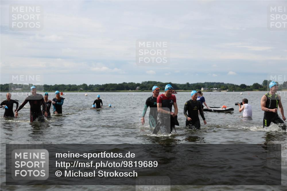 21.06.2026 - Viking Triathlon Michael Strokosch http://msf.ph/oto/9819689 21.06.2026 10:47:14 Schwimmen 116, 123, 155, 183, 212, 304, 317, 321, 352, 353, 458, 469, 571 meine-sportfotos.de
