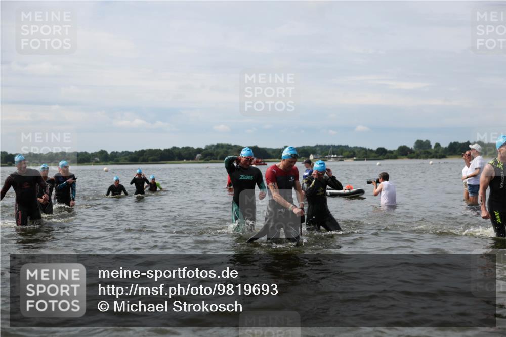 21.06.2026 - Viking Triathlon Michael Strokosch http://msf.ph/oto/9819693 21.06.2026 10:47:15 Schwimmen 116, 123, 155, 183, 212, 304, 317, 321, 352, 353, 469, 571 meine-sportfotos.de