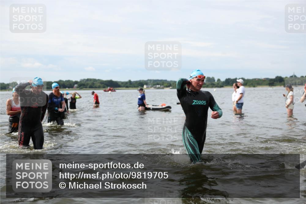 21.06.2026 - Viking Triathlon Michael Strokosch http://msf.ph/oto/9819705 21.06.2026 10:47:19 Schwimmen 116, 123, 155, 183, 212, 304, 317, 352, 353, 469, 554, 571 meine-sportfotos.de