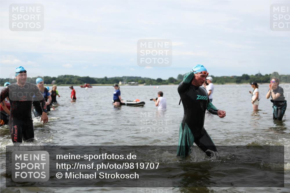 21.06.2026 - Viking Triathlon Michael Strokosch http://msf.ph/oto/9819707 21.06.2026 10:47:19 Schwimmen 116, 123, 155, 183, 212, 304, 317, 352, 353, 469, 554, 571 meine-sportfotos.de