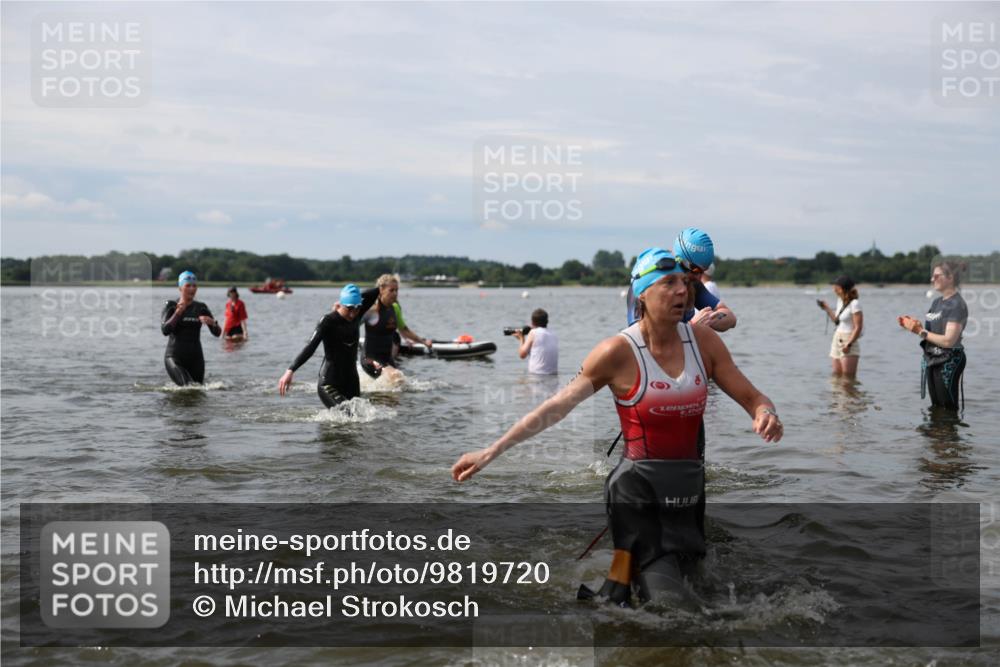 21.06.2026 - Viking Triathlon Michael Strokosch http://msf.ph/oto/9819720 21.06.2026 10:47:24 Schwimmen 56, 116, 123, 183, 212, 297, 304, 317, 352, 353, 469, 554, 571 meine-sportfotos.de
