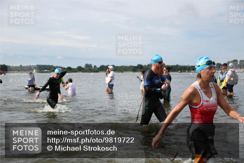 21.06.2026 - Viking Triathlon Michael Strokosch http://msf.ph/oto/9819722 21.06.2026 10:47:25 Schwimmen 56, 116, 123, 183, 212, 297, 304, 317, 352, 353, 469, 554, 571 meine-sportfotos.de