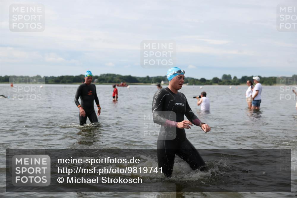 21.06.2026 - Viking Triathlon Michael Strokosch http://msf.ph/oto/9819741 21.06.2026 10:47:32 Schwimmen 56, 297, 304, 352, 353, 469, 554, 571, 574 meine-sportfotos.de