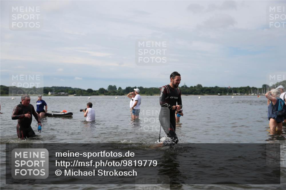 21.06.2026 - Viking Triathlon Michael Strokosch http://msf.ph/oto/9819779 21.06.2026 10:48:18 Schwimmen 101, 185, 207, 209, 306, 495, 662 meine-sportfotos.de