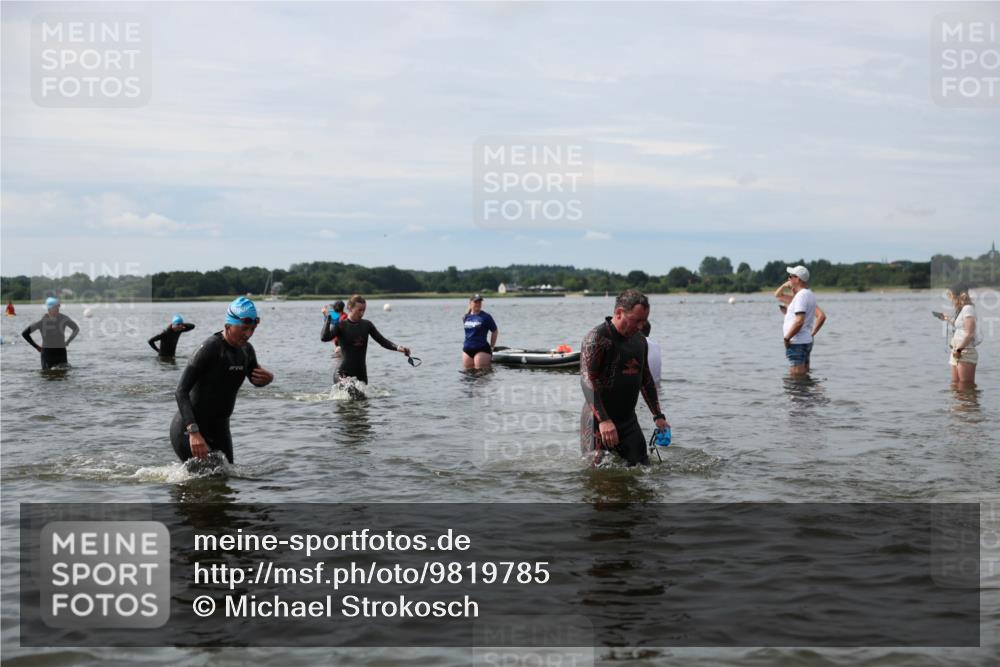 21.06.2026 - Viking Triathlon Michael Strokosch http://msf.ph/oto/9819785 21.06.2026 10:48:20 Schwimmen 101, 181, 185, 207, 209, 306, 495, 662 meine-sportfotos.de