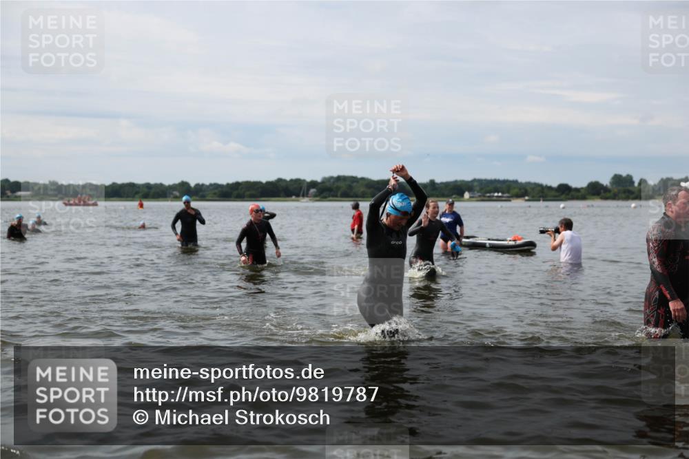 21.06.2026 - Viking Triathlon Michael Strokosch http://msf.ph/oto/9819787 21.06.2026 10:48:21 Schwimmen 101, 181, 185, 207, 209, 306, 495, 662 meine-sportfotos.de