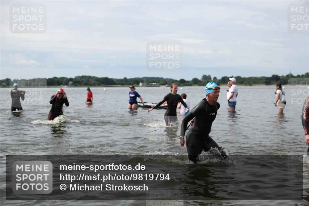 21.06.2026 - Viking Triathlon Michael Strokosch http://msf.ph/oto/9819794 21.06.2026 10:48:23 Schwimmen 101, 181, 185, 207, 209, 306, 495, 662 meine-sportfotos.de