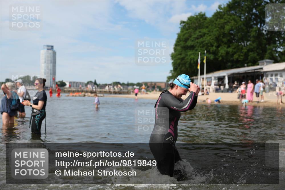21.06.2026 - Viking Triathlon Michael Strokosch http://msf.ph/oto/9819849 21.06.2026 10:49:01 Schwimmen 291, 378, 434, 498, 549, 615 meine-sportfotos.de
