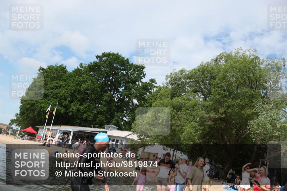 21.06.2026 - Viking Triathlon Michael Strokosch http://msf.ph/oto/9819874 21.06.2026 10:49:25 Schwimmen 206, 314, 463, 483, 541 meine-sportfotos.de