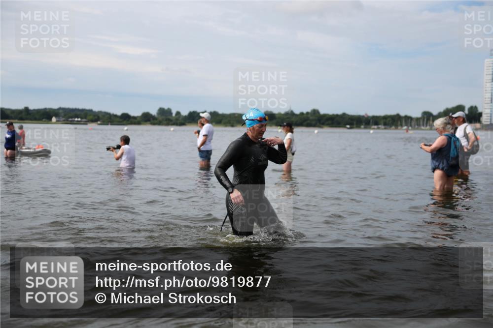 21.06.2026 - Viking Triathlon Michael Strokosch http://msf.ph/oto/9819877 21.06.2026 10:49:34 Schwimmen 75, 124, 178, 206, 298, 463, 483, 523, 629 meine-sportfotos.de