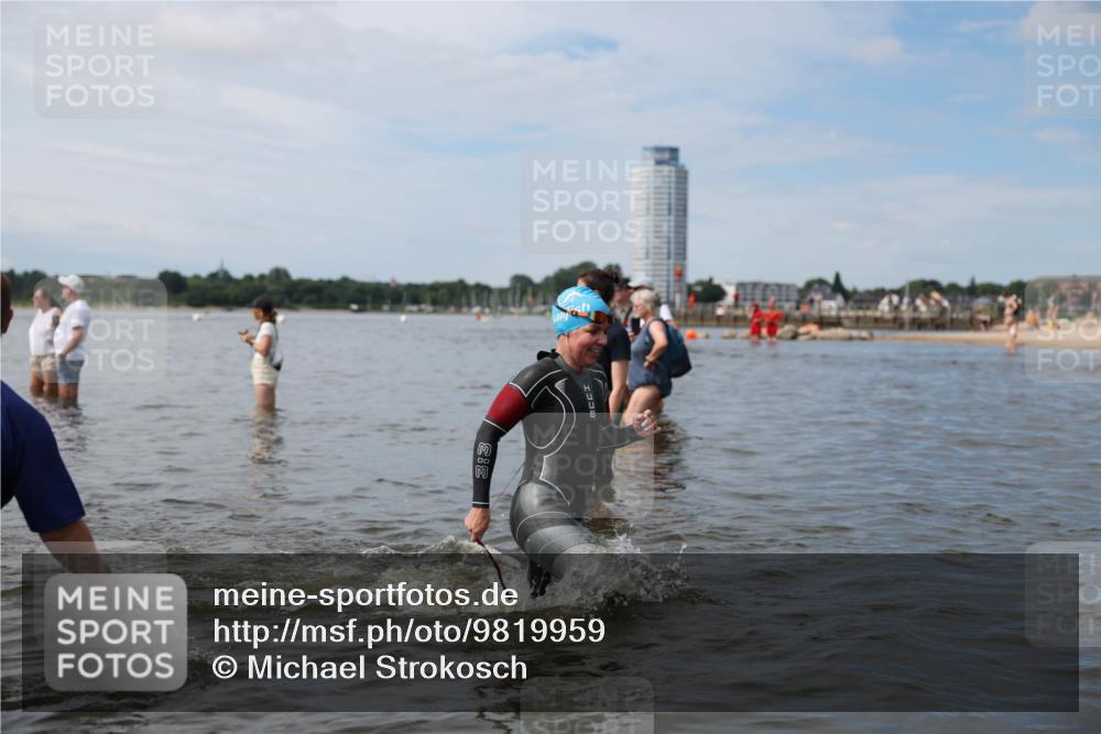 21.06.2026 - Viking Triathlon Michael Strokosch http://msf.ph/oto/9819959 21.06.2026 10:50:29 Schwimmen 57, 261, 295, 382, 416 meine-sportfotos.de