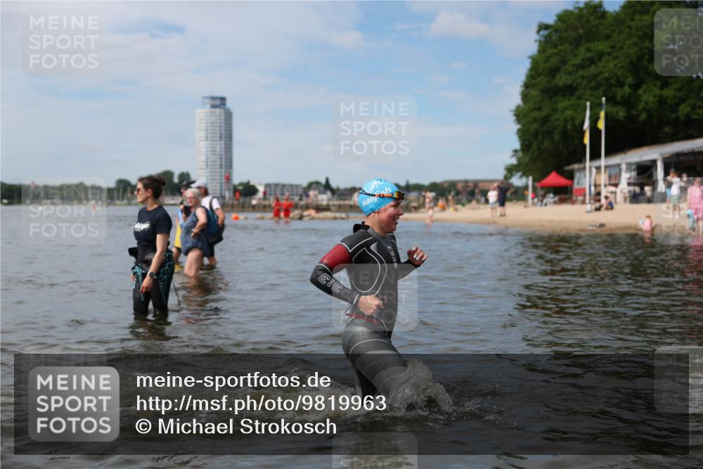 21.06.2026 - Viking Triathlon Michael Strokosch http://msf.ph/oto/9819963 21.06.2026 10:50:30 Schwimmen 57, 261, 295, 416 meine-sportfotos.de