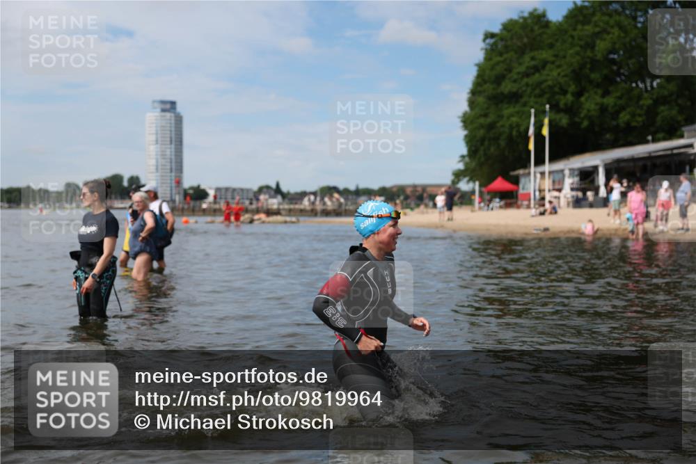21.06.2026 - Viking Triathlon Michael Strokosch http://msf.ph/oto/9819964 21.06.2026 10:50:30 Schwimmen 57, 261, 295, 416 meine-sportfotos.de
