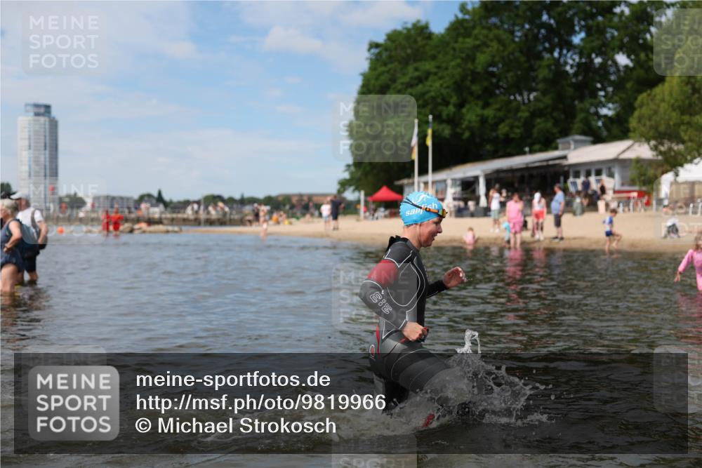 21.06.2026 - Viking Triathlon Michael Strokosch http://msf.ph/oto/9819966 21.06.2026 10:50:31 Schwimmen 57, 261, 295, 416 meine-sportfotos.de