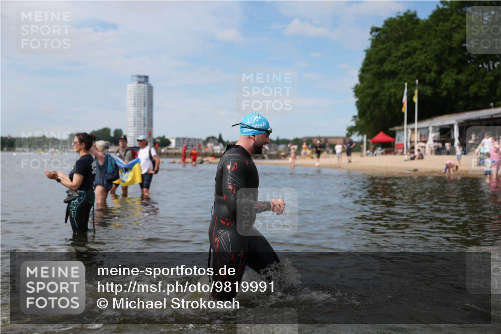 21.06.2026 - Viking Triathlon Michael Strokosch http://msf.ph/oto/9819991 21.06.2026 10:50:46 Schwimmen 57, 66, 76, 184, 295, 416 meine-sportfotos.de