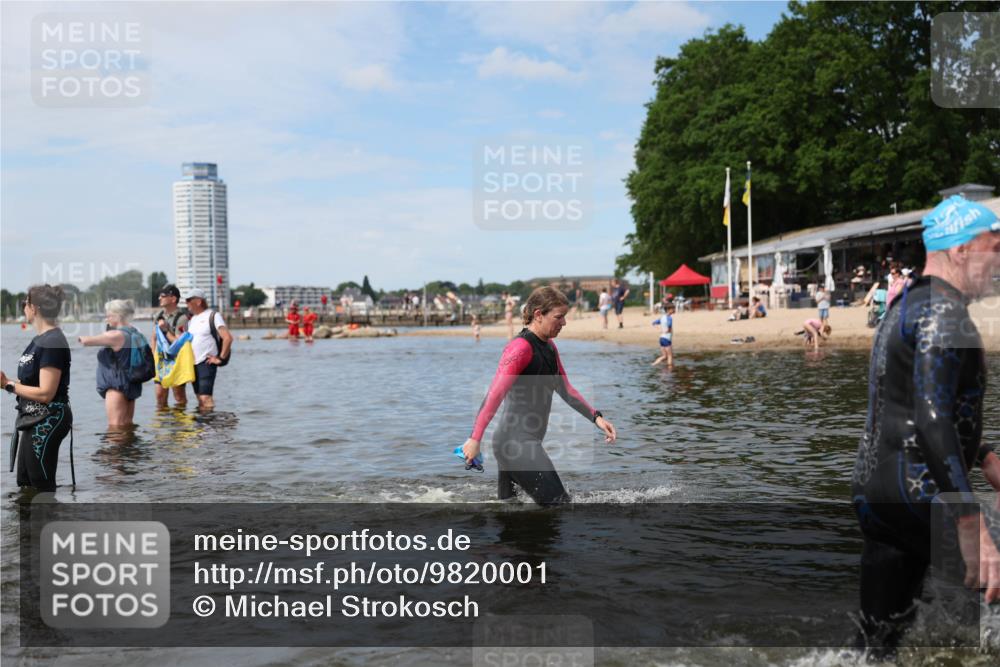 21.06.2026 - Viking Triathlon Michael Strokosch http://msf.ph/oto/9820001 21.06.2026 10:50:56 Schwimmen 66, 76, 184 meine-sportfotos.de