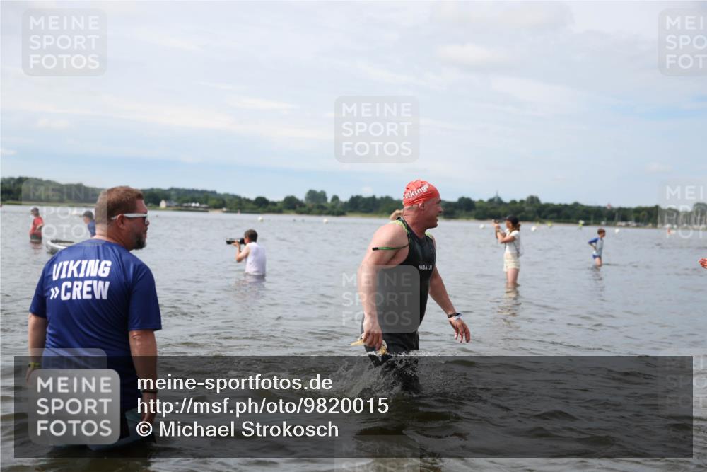 21.06.2026 - Viking Triathlon Michael Strokosch http://msf.ph/oto/9820015 21.06.2026 10:51:26 Schwimmen 335, 609, 628 meine-sportfotos.de