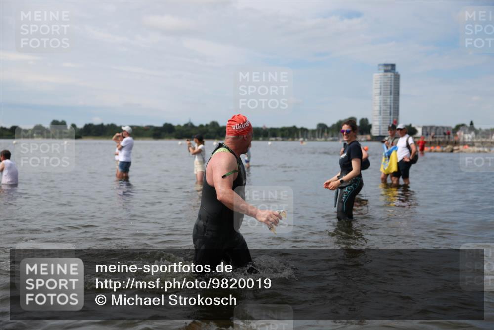 21.06.2026 - Viking Triathlon Michael Strokosch http://msf.ph/oto/9820019 21.06.2026 10:51:27 Schwimmen 335, 609, 628 meine-sportfotos.de
