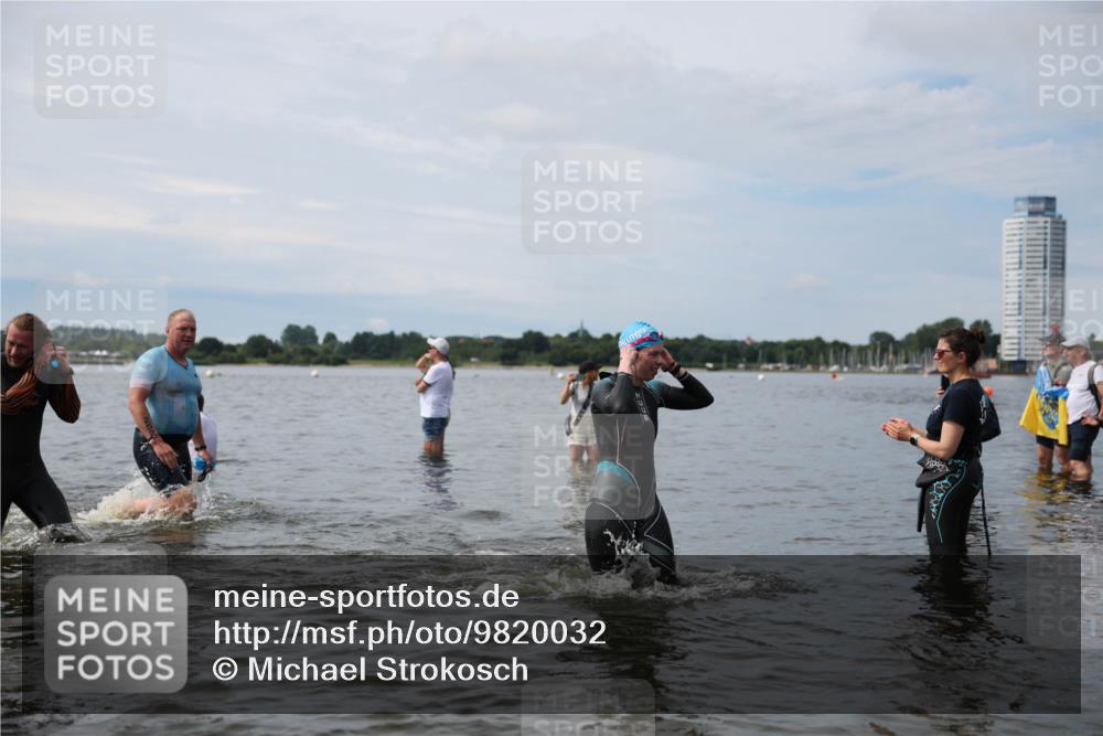 21.06.2026 - Viking Triathlon Michael Strokosch http://msf.ph/oto/9820032 21.06.2026 10:51:58 Schwimmen 40, 174, 252, 272, 362, 491, 512 meine-sportfotos.de