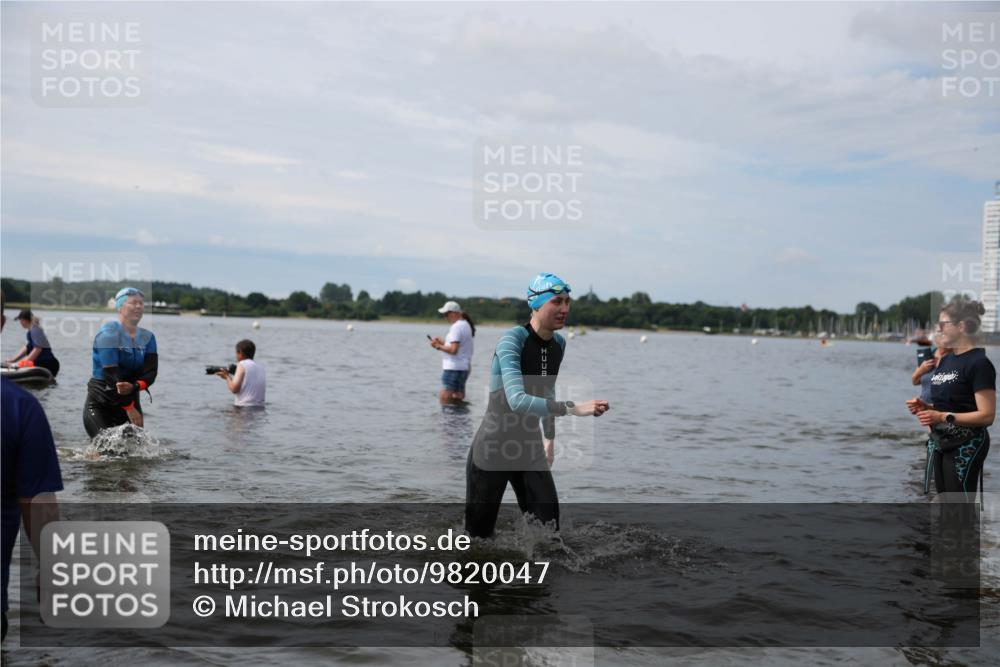 21.06.2026 - Viking Triathlon Michael Strokosch http://msf.ph/oto/9820047 21.06.2026 10:52:08 Schwimmen 40, 174, 222, 252, 272, 362, 491, 512 meine-sportfotos.de