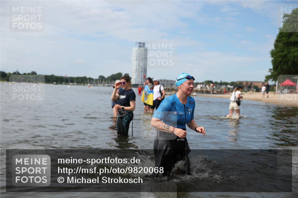 21.06.2026 - Viking Triathlon Michael Strokosch http://msf.ph/oto/9820068 21.06.2026 10:52:14 Schwimmen 40, 222, 272, 491 meine-sportfotos.de