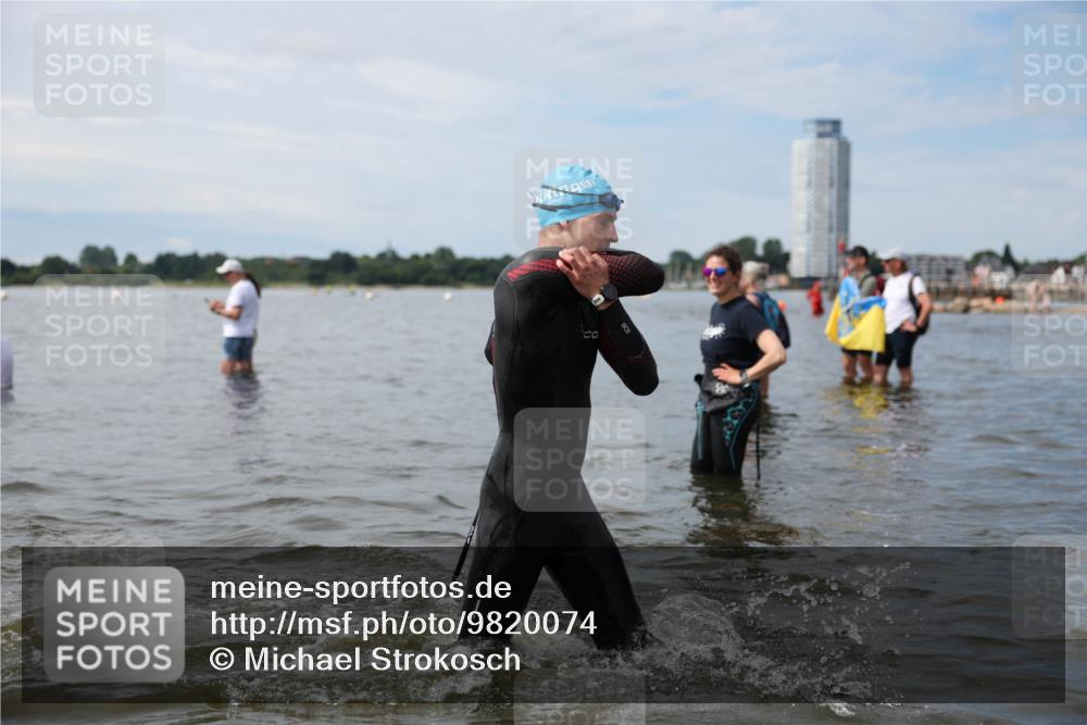 21.06.2026 - Viking Triathlon Michael Strokosch http://msf.ph/oto/9820074 21.06.2026 10:52:19 Schwimmen 40, 222, 624 meine-sportfotos.de