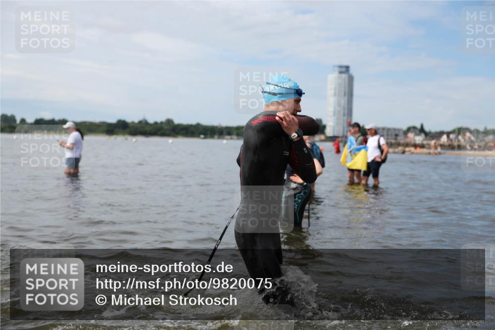 21.06.2026 - Viking Triathlon Michael Strokosch http://msf.ph/oto/9820075 21.06.2026 10:52:19 Schwimmen 40, 222, 624 meine-sportfotos.de
