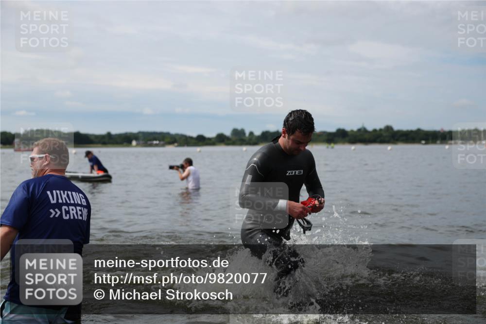 21.06.2026 - Viking Triathlon Michael Strokosch http://msf.ph/oto/9820077 21.06.2026 10:52:32 Schwimmen 624 meine-sportfotos.de