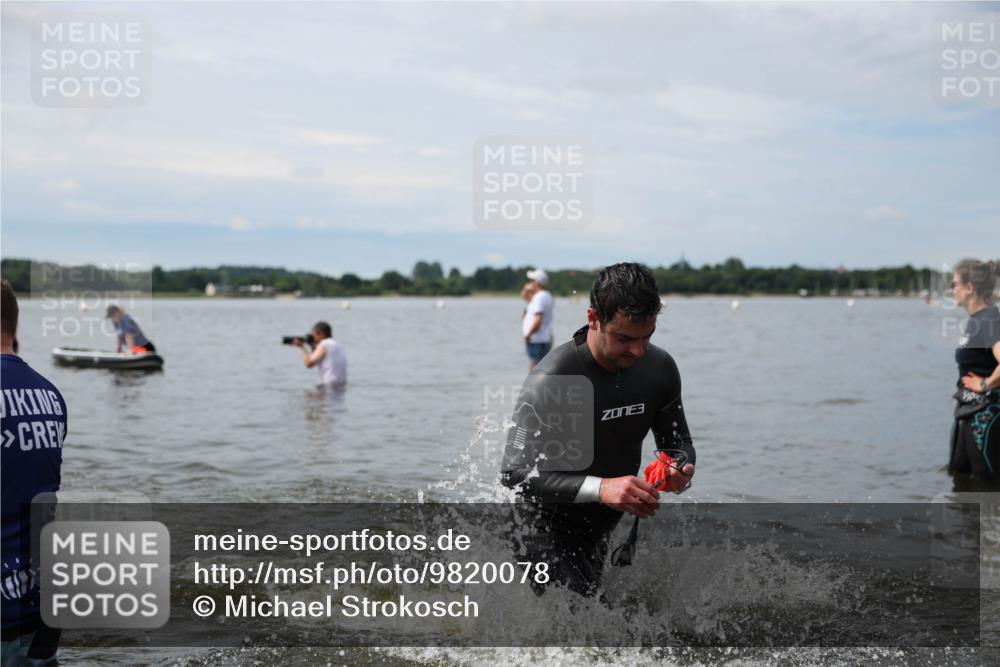 21.06.2026 - Viking Triathlon Michael Strokosch http://msf.ph/oto/9820078 21.06.2026 10:52:32 Schwimmen 624 meine-sportfotos.de