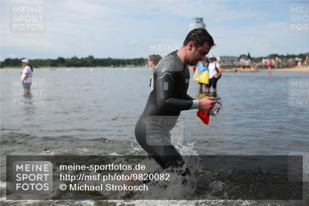 21.06.2026 - Viking Triathlon Michael Strokosch http://msf.ph/oto/9820082 21.06.2026 10:52:33 Schwimmen 624 meine-sportfotos.de
