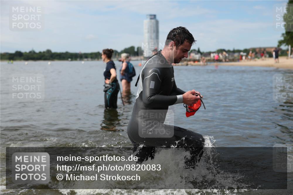 21.06.2026 - Viking Triathlon Michael Strokosch http://msf.ph/oto/9820083 21.06.2026 10:52:33 Schwimmen 624 meine-sportfotos.de