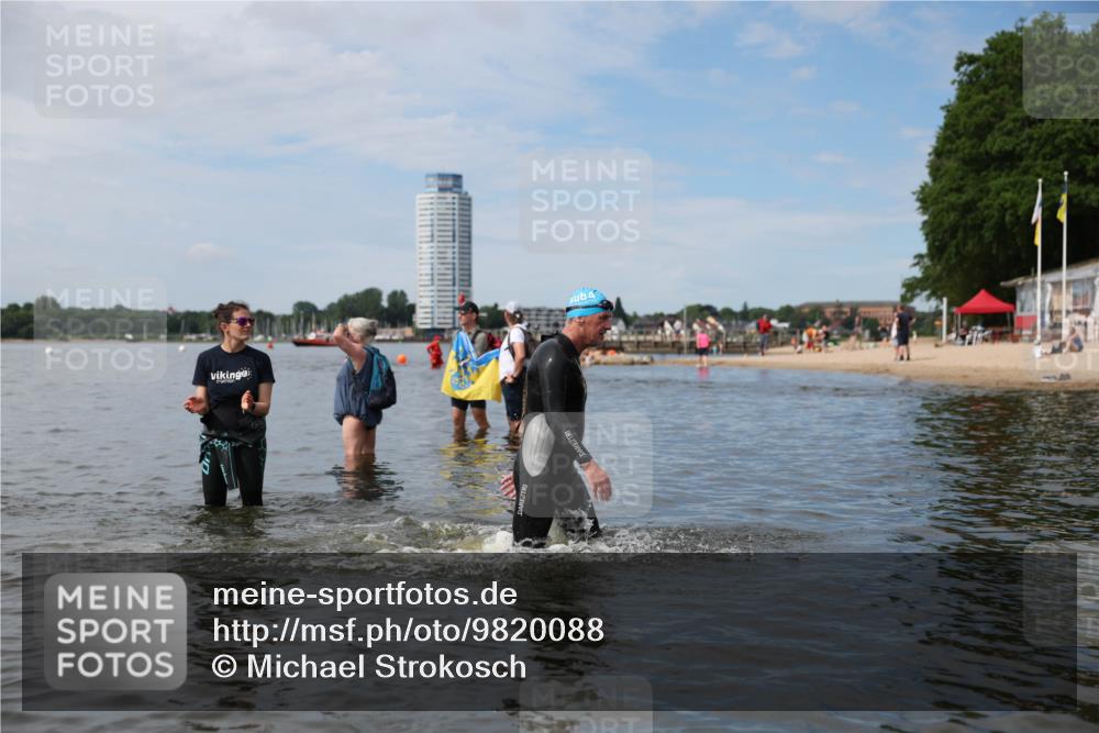21.06.2026 - Viking Triathlon Michael Strokosch http://msf.ph/oto/9820088 21.06.2026 10:52:50 Schwimmen 133, 385, 433, 532, 661 meine-sportfotos.de