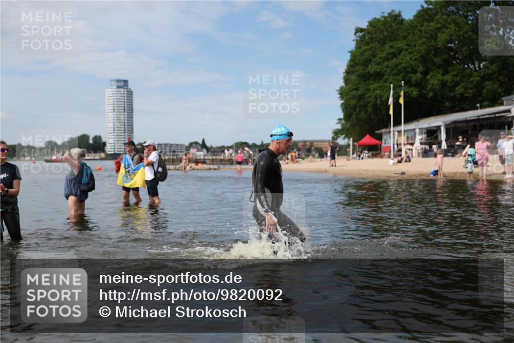 21.06.2026 - Viking Triathlon Michael Strokosch http://msf.ph/oto/9820092 21.06.2026 10:52:51 Schwimmen 133, 385, 433, 532, 661 meine-sportfotos.de
