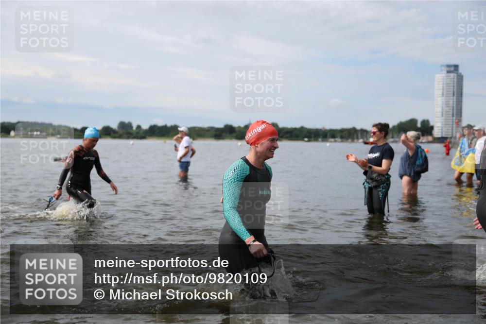 21.06.2026 - Viking Triathlon Michael Strokosch http://msf.ph/oto/9820109 21.06.2026 10:53:02 Schwimmen 133, 307, 433, 471, 532, 564, 622, 661 meine-sportfotos.de
