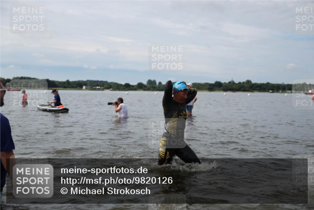 21.06.2026 - Viking Triathlon Michael Strokosch http://msf.ph/oto/9820126 21.06.2026 10:53:10 Schwimmen 92, 133, 283, 307, 433, 471, 564, 622, 661 meine-sportfotos.de
