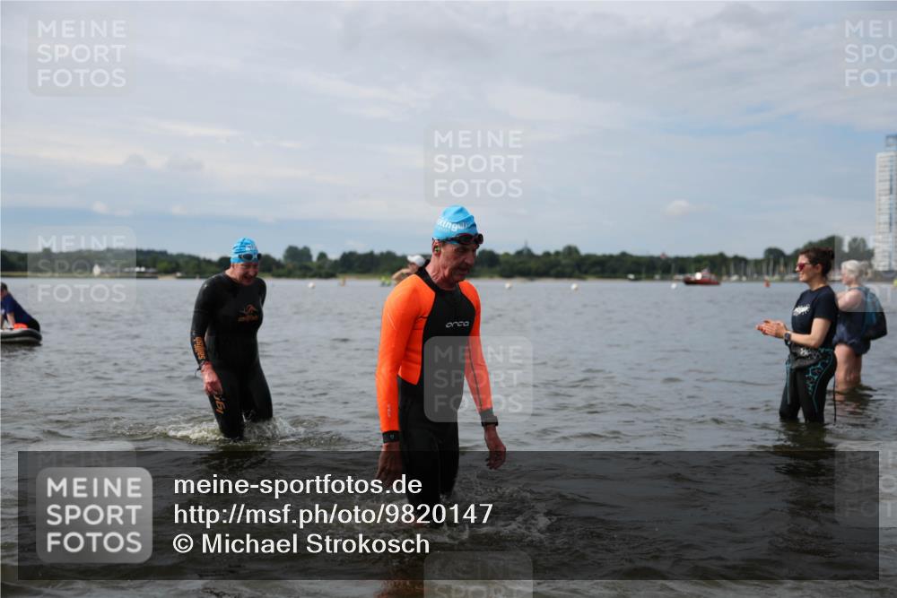 21.06.2026 - Viking Triathlon Michael Strokosch http://msf.ph/oto/9820147 21.06.2026 10:53:29 Schwimmen 59, 92, 182, 283, 365, 375, 538, 607 meine-sportfotos.de