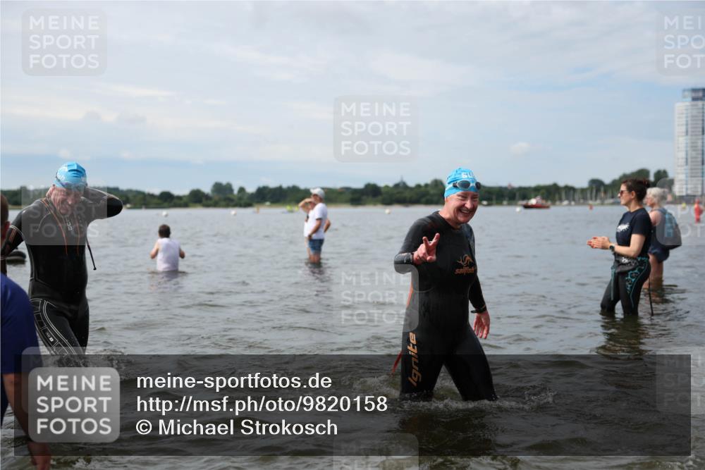 21.06.2026 - Viking Triathlon Michael Strokosch http://msf.ph/oto/9820158 21.06.2026 10:53:32 Schwimmen 59, 92, 182, 283, 365, 375, 538, 607 meine-sportfotos.de