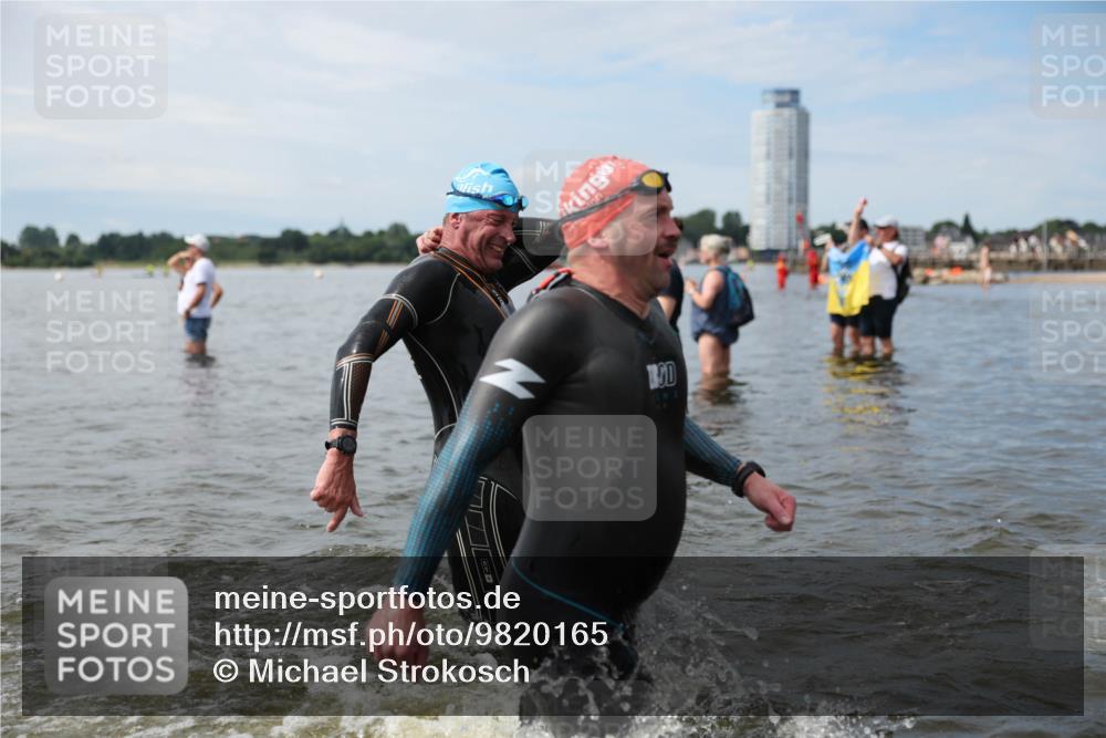 21.06.2026 - Viking Triathlon Michael Strokosch http://msf.ph/oto/9820165 21.06.2026 10:53:35 Schwimmen 59, 97, 182, 203, 365, 375, 538, 607 meine-sportfotos.de