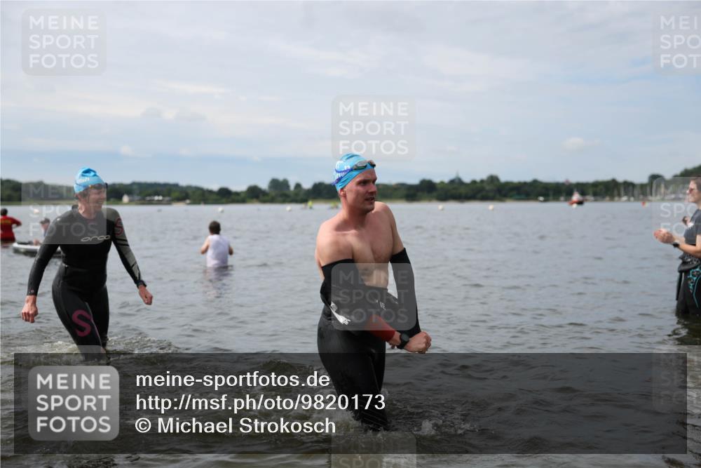 21.06.2026 - Viking Triathlon Michael Strokosch http://msf.ph/oto/9820173 21.06.2026 10:53:48 Schwimmen 61, 97, 190, 203, 257, 390, 515, 538, 607, 631 meine-sportfotos.de
