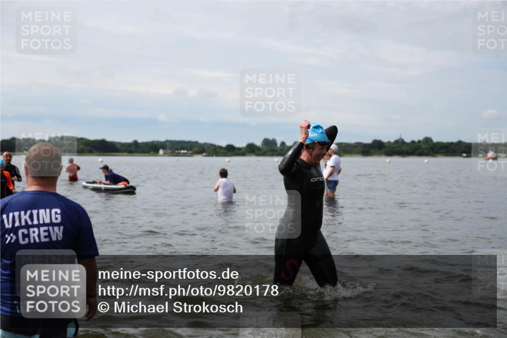 21.06.2026 - Viking Triathlon Michael Strokosch http://msf.ph/oto/9820178 21.06.2026 10:53:50 Schwimmen 61, 97, 190, 203, 257, 390, 515, 538, 631 meine-sportfotos.de