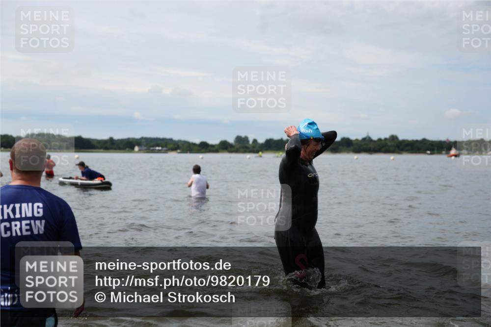 21.06.2026 - Viking Triathlon Michael Strokosch http://msf.ph/oto/9820179 21.06.2026 10:53:50 Schwimmen 61, 97, 190, 203, 257, 390, 515, 538, 631 meine-sportfotos.de
