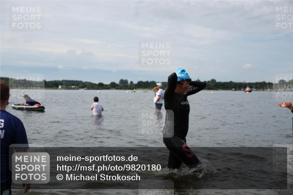 21.06.2026 - Viking Triathlon Michael Strokosch http://msf.ph/oto/9820180 21.06.2026 10:53:50 Schwimmen 61, 97, 190, 203, 257, 390, 515, 538, 631 meine-sportfotos.de