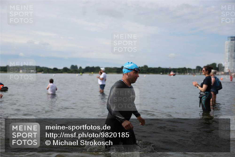 21.06.2026 - Viking Triathlon Michael Strokosch http://msf.ph/oto/9820185 21.06.2026 10:53:53 Schwimmen 61, 97, 190, 203, 237, 257, 390, 515, 631 meine-sportfotos.de