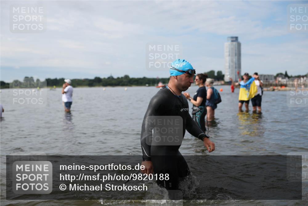 21.06.2026 - Viking Triathlon Michael Strokosch http://msf.ph/oto/9820188 21.06.2026 10:53:54 Schwimmen 61, 97, 190, 203, 237, 257, 390, 515, 631 meine-sportfotos.de